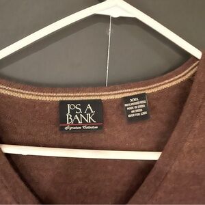 Jos A Banks Sweater Vest